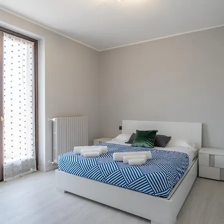 Nola House 450 Mt From The *